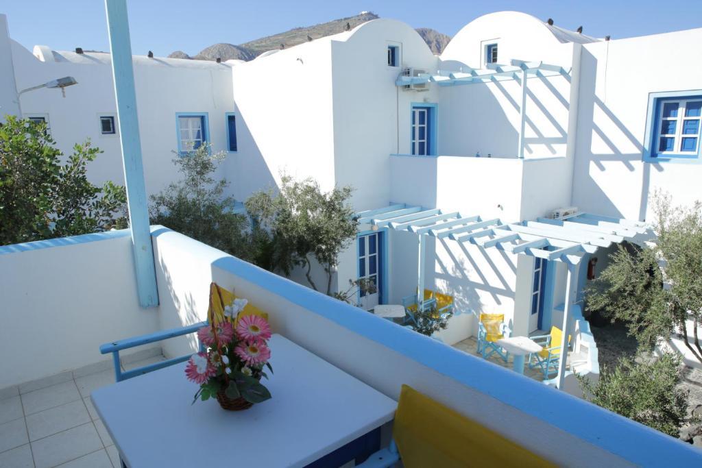 Studios Apartments Perivolos ภายนอก รูปภาพ