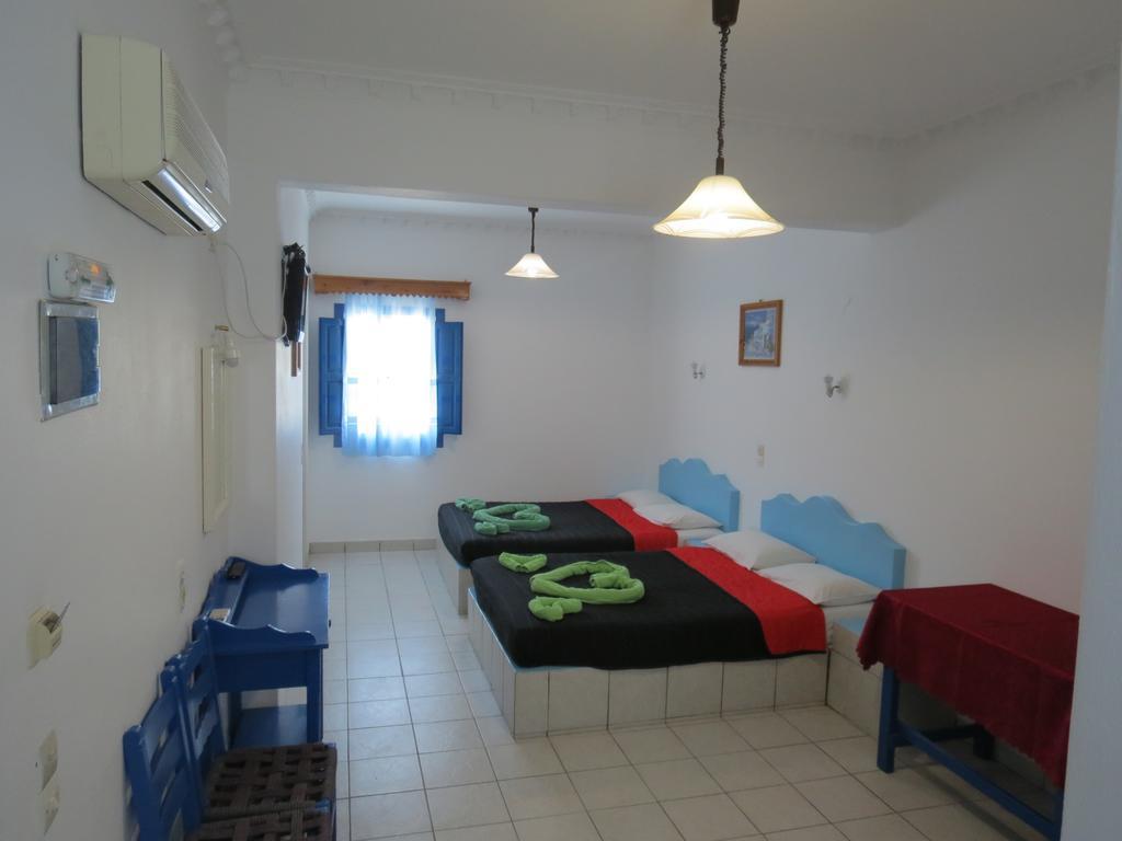 Studios Apartments Perivolos ภายนอก รูปภาพ