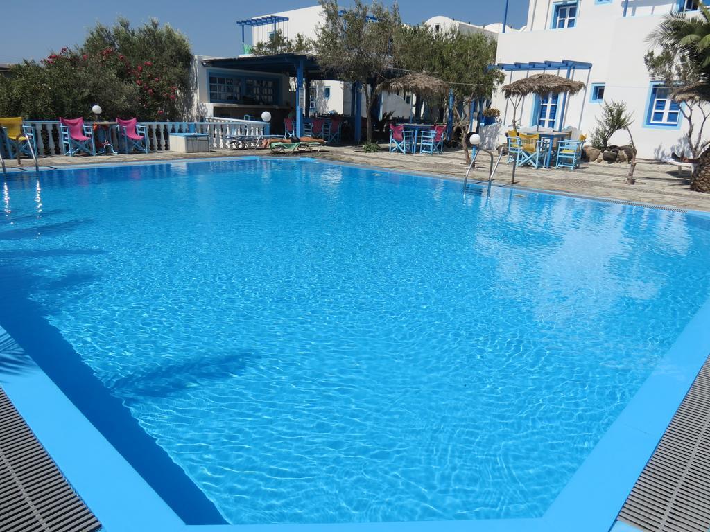 Studios Apartments Perivolos ภายนอก รูปภาพ